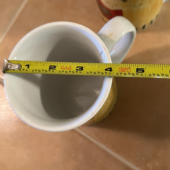 3 Christmas Mugs - Picture 6 of 9